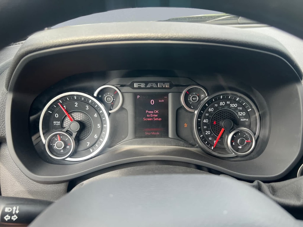 New 2026 Ram 2500 WARLOCK CREW CAB 4X4 6'4 BOX Pickup