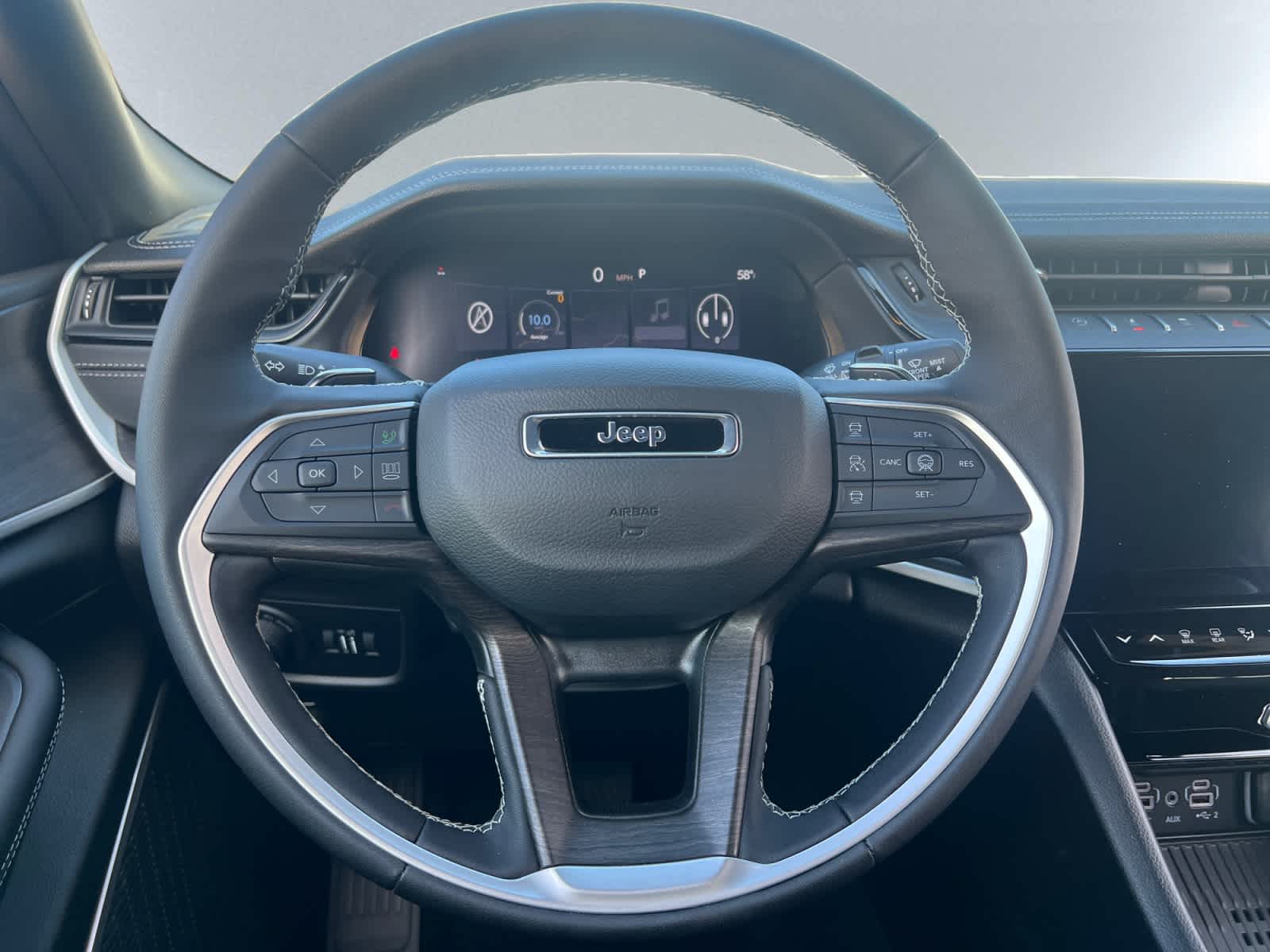 new 2026 Jeep Grand Cherokee car, priced at $56,800