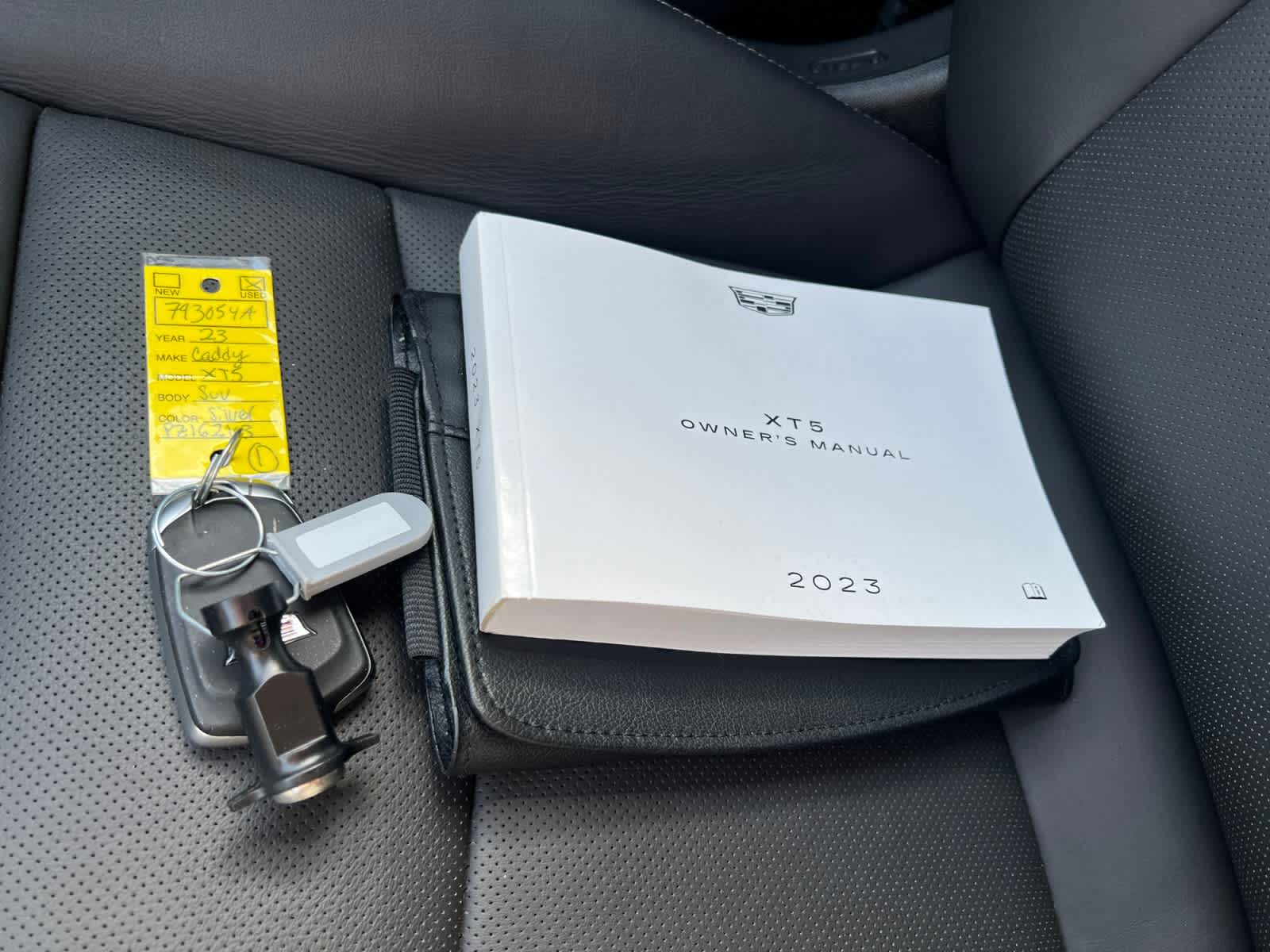 used 2023 Cadillac XT5 car, priced at $32,497