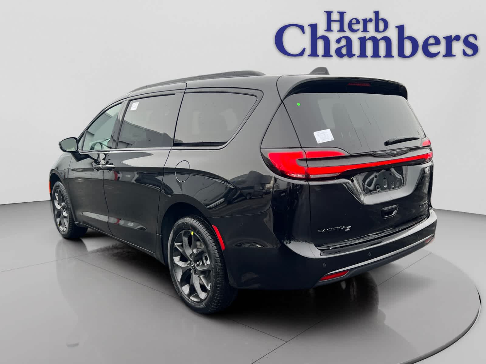 new 2026 Chrysler Pacifica car, priced at $61,285