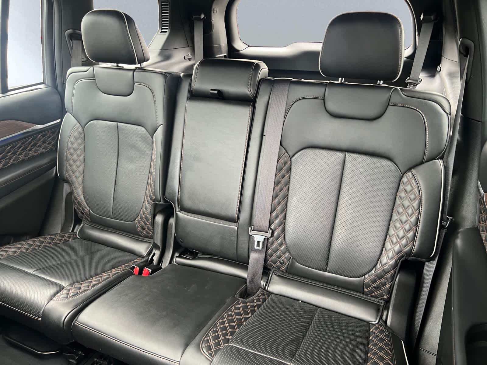 used 2023 Jeep Grand Cherokee car, priced at $39,797