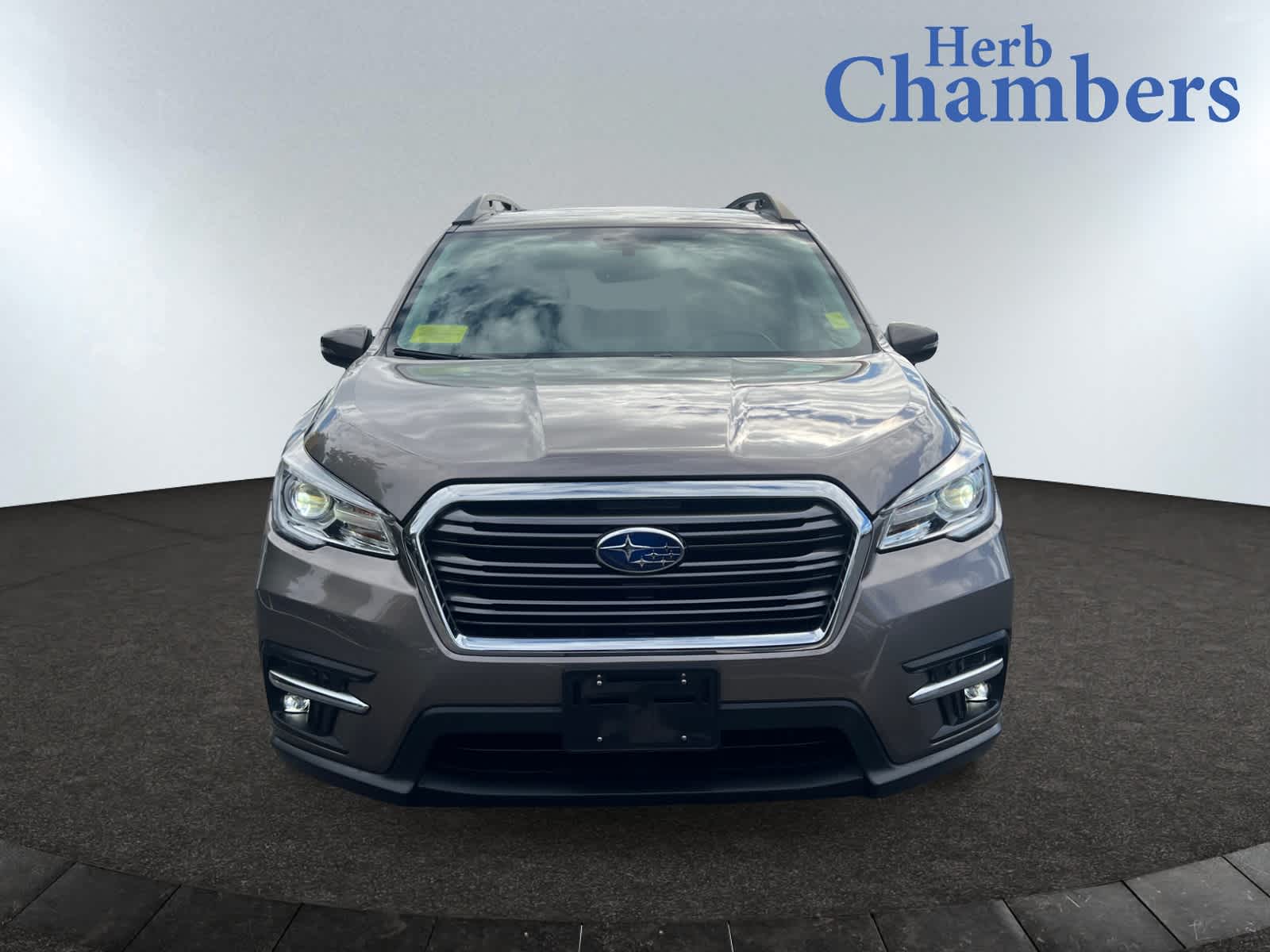 2022 Subaru Ascent Limited photo 2