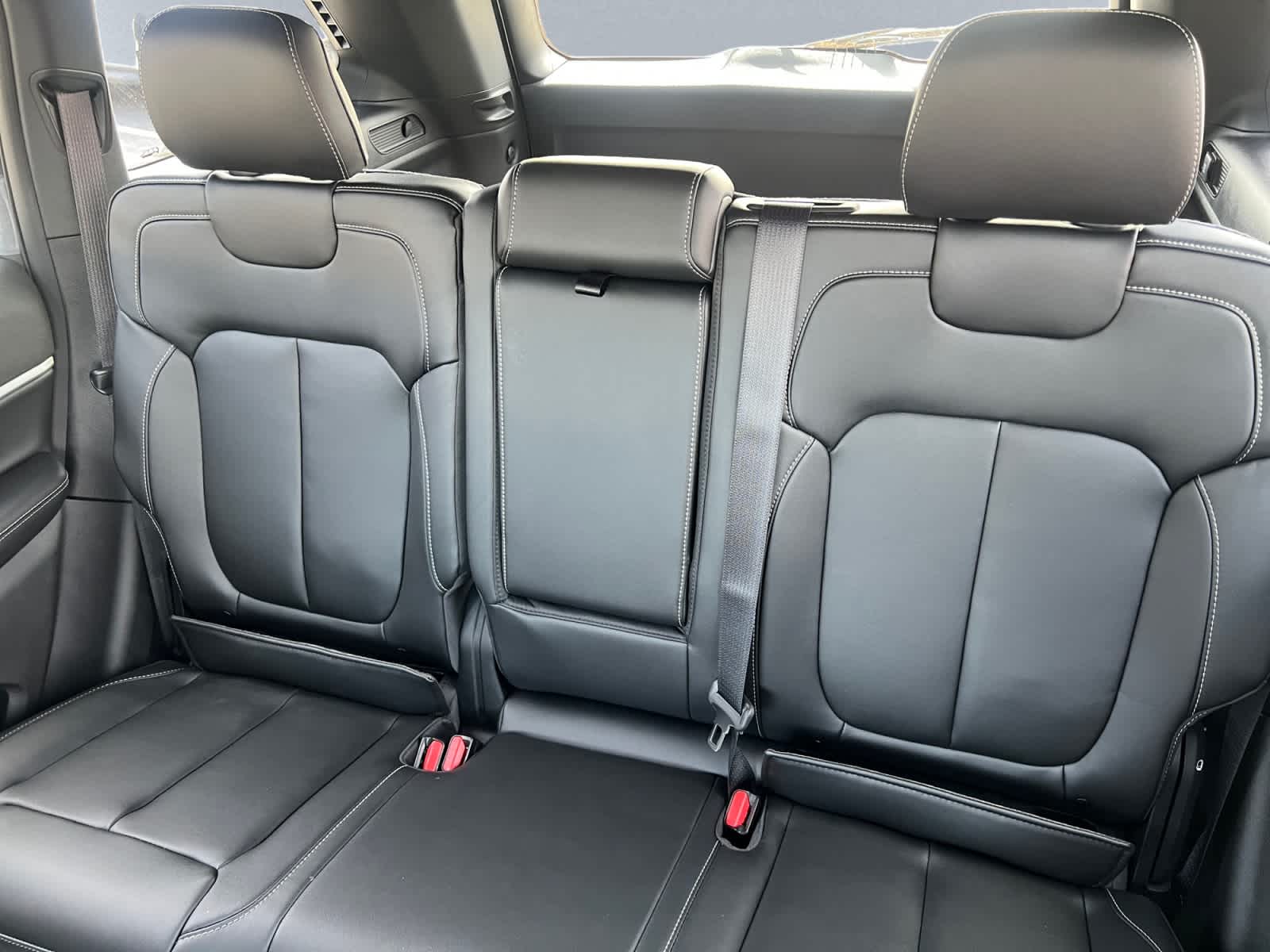 new 2026 Jeep Grand Cherokee car, priced at $50,155