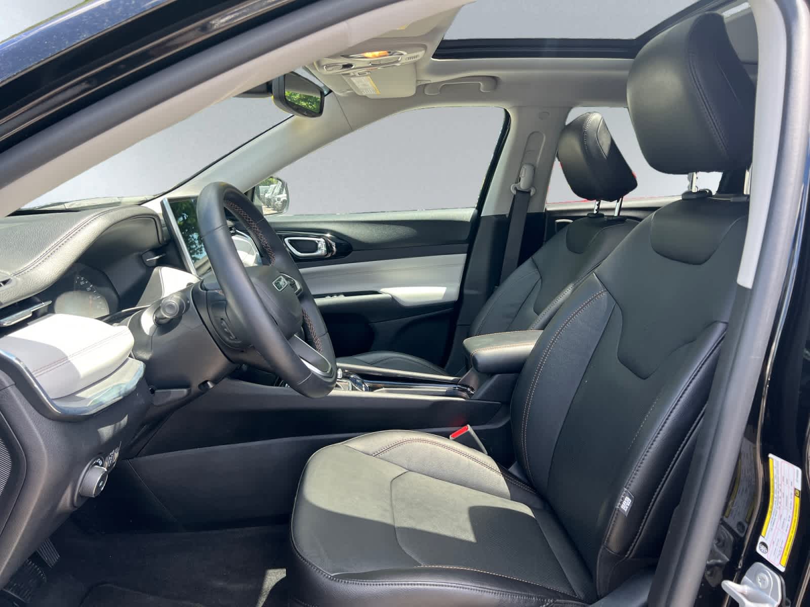 used 2022 Jeep Compass car, priced at $26,497