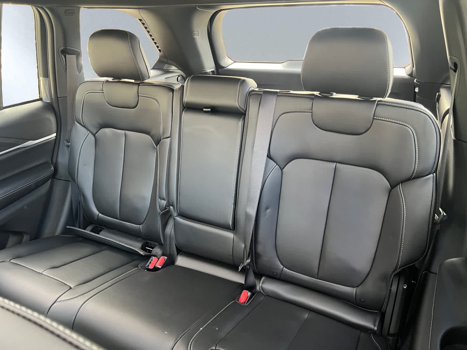 new 2025 Jeep Grand Cherokee car, priced at $49,340