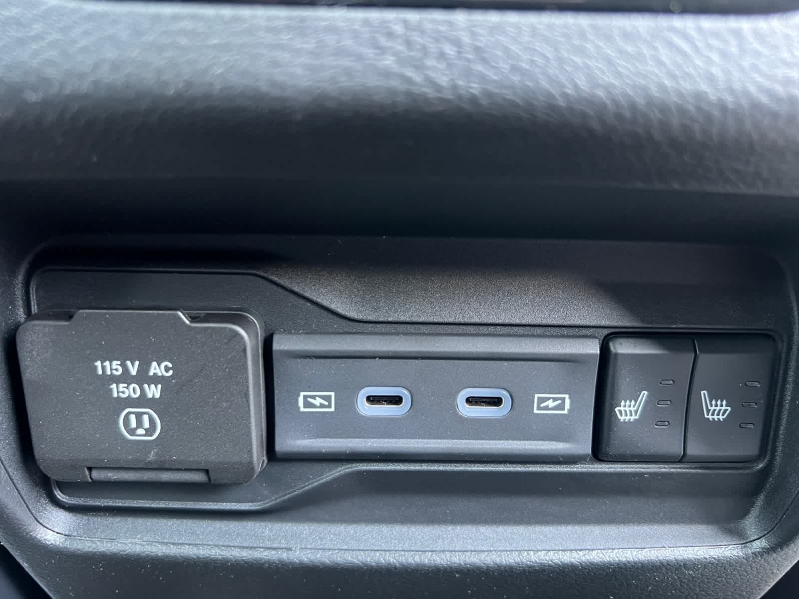 new 2026 Jeep Grand Cherokee car, priced at $51,745