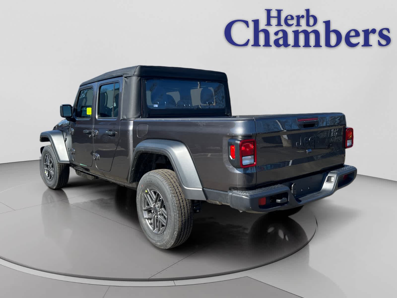 new 2026 Jeep Gladiator car, priced at $42,310