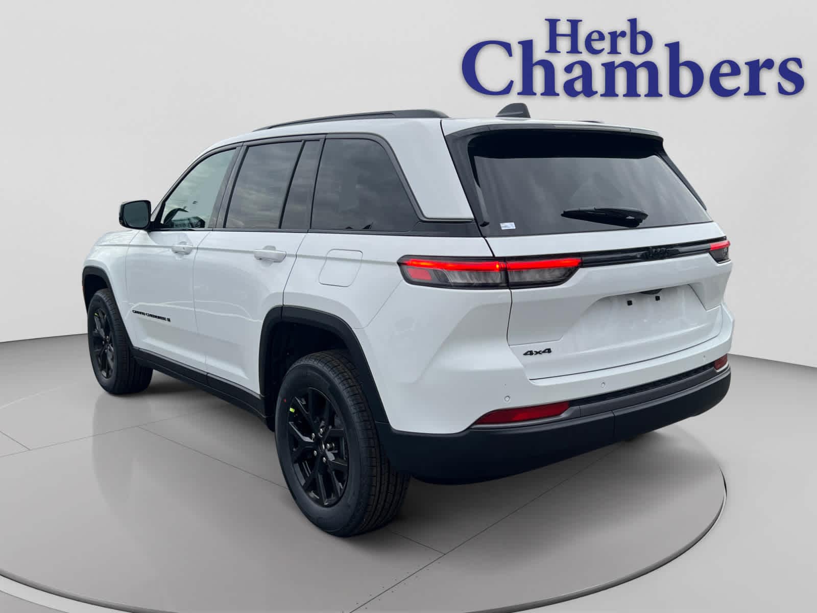 new 2026 Jeep Grand Cherokee car, priced at $48,155