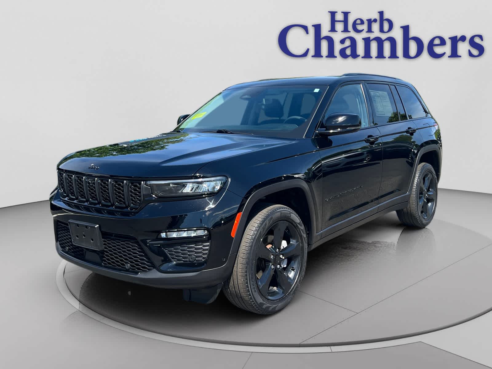 used 2023 Jeep Grand Cherokee car, priced at $32,097