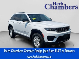 2023 Jeep Grand Cherokee Laredo SUV