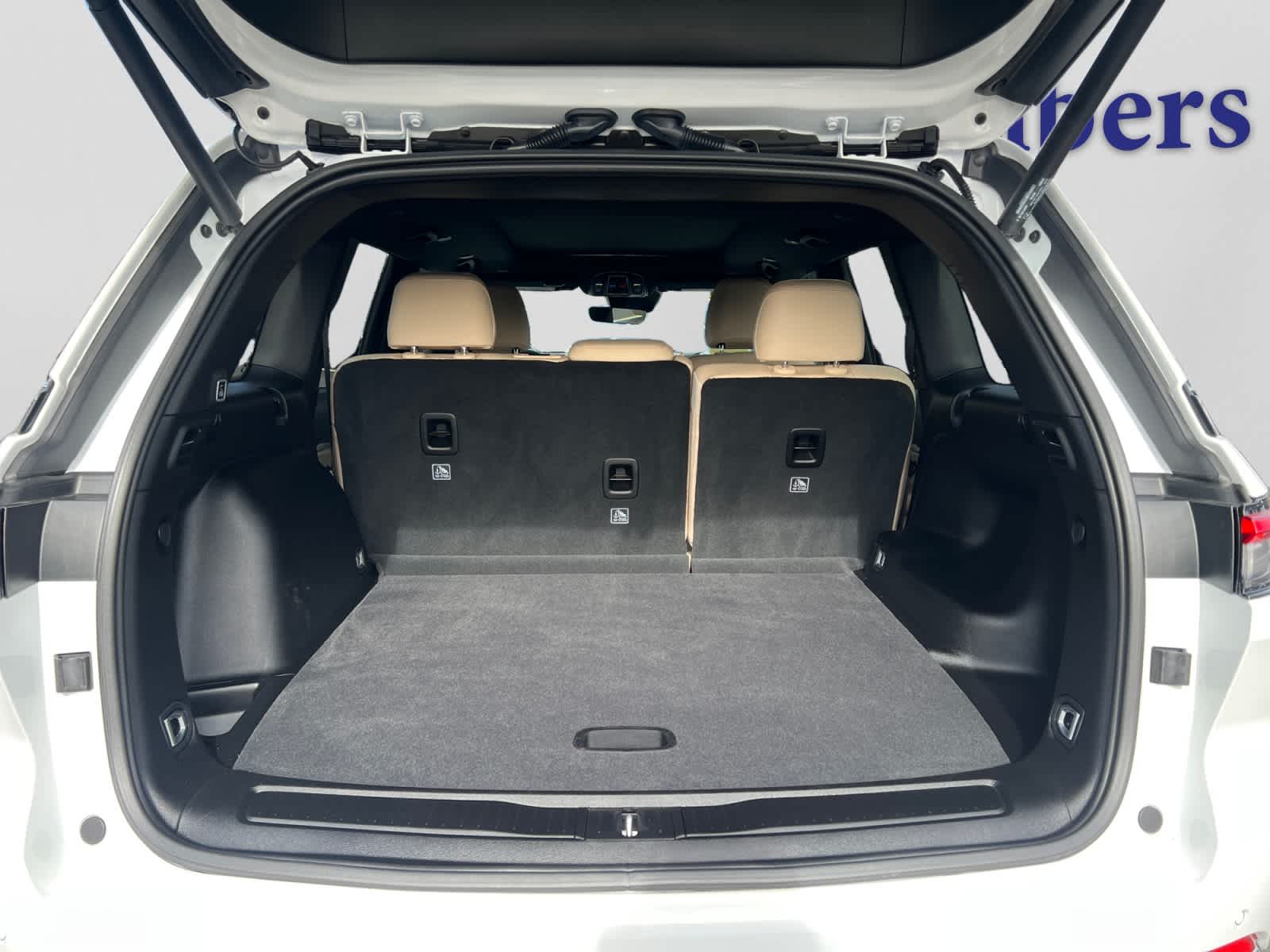 used 2025 Jeep Grand Cherokee car, priced at $43,497