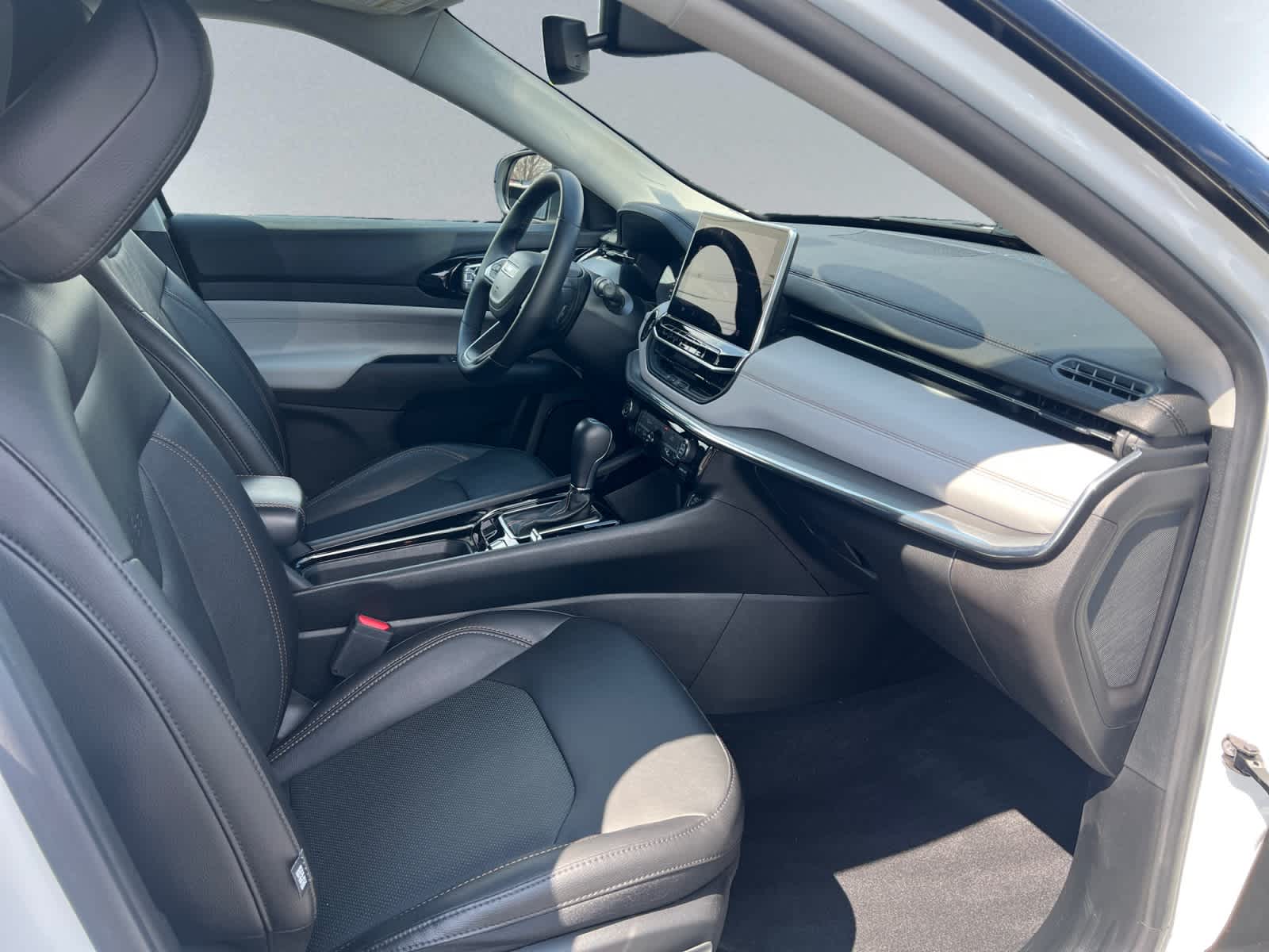 used 2022 Jeep Compass car, priced at $26,997