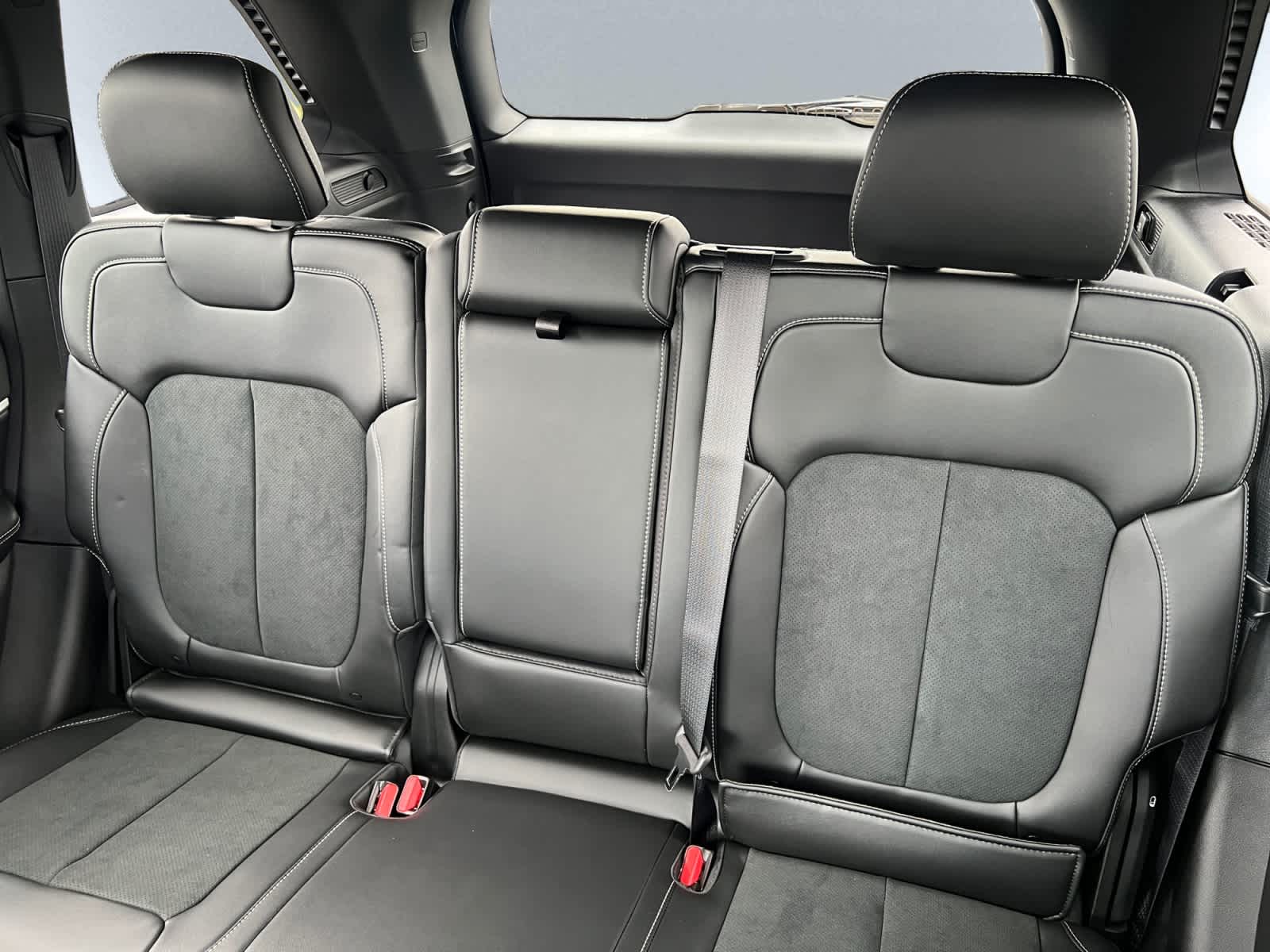 new 2026 Jeep Grand Cherokee car, priced at $48,170