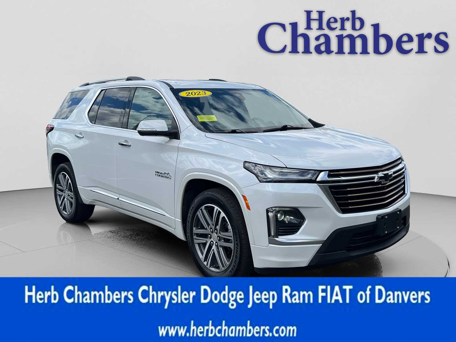 used 2023 Chevrolet Traverse car, priced at $38,497