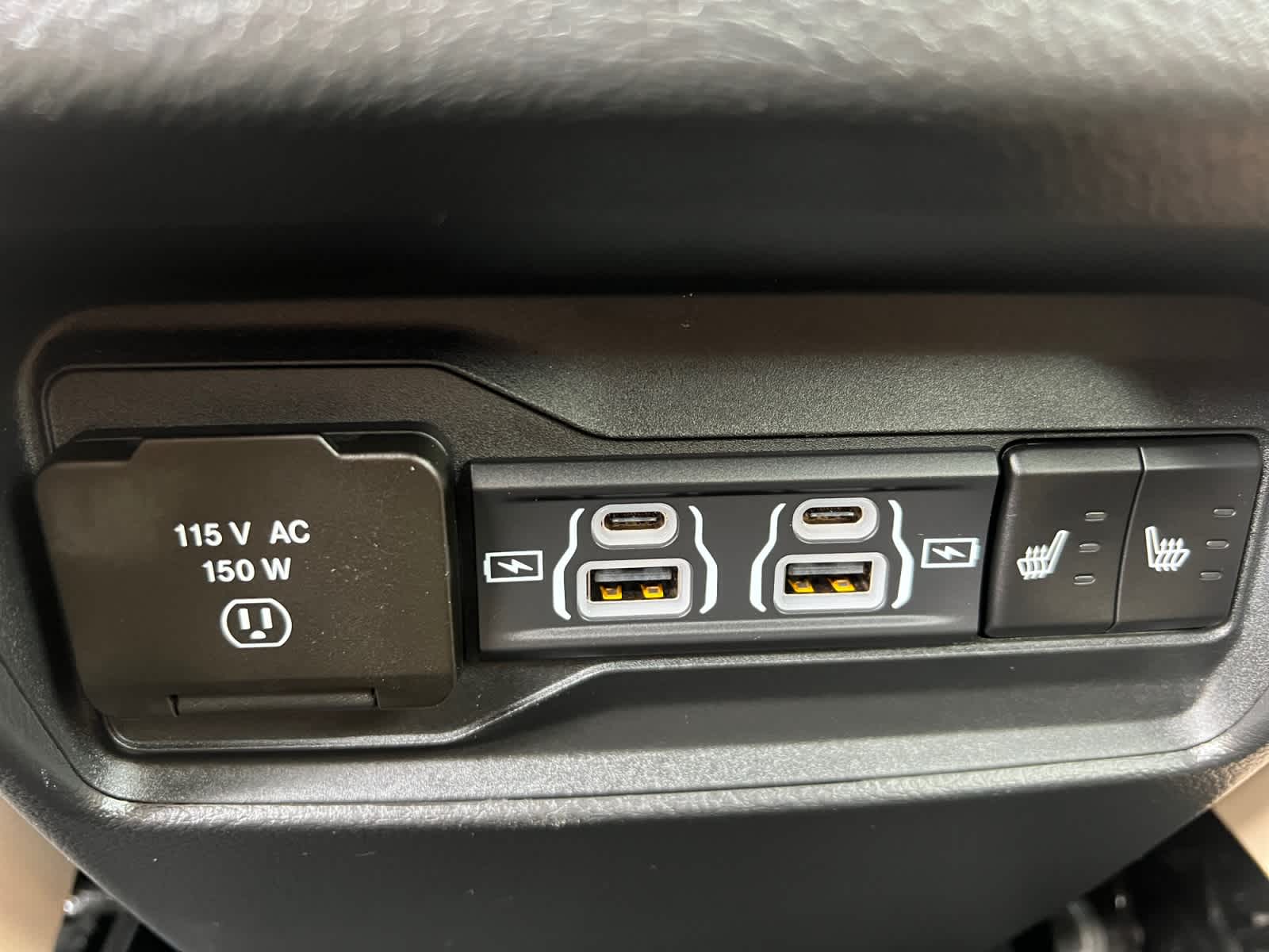 used 2025 Jeep Grand Cherokee car, priced at $43,497