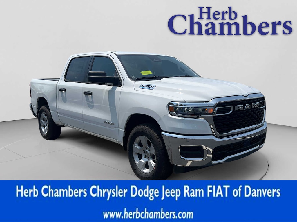 New 2026 Ram 1500 TRADESMAN CREW CAB 4X4 5'7 BOX Pickup