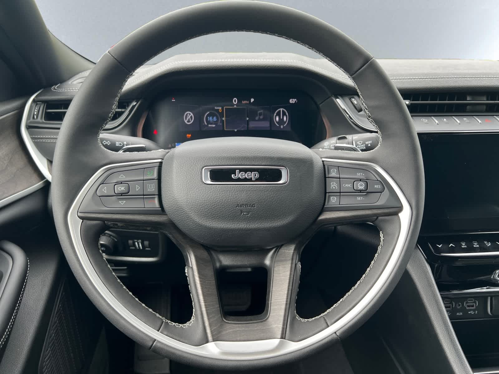 new 2026 Jeep Grand Cherokee car, priced at $51,130
