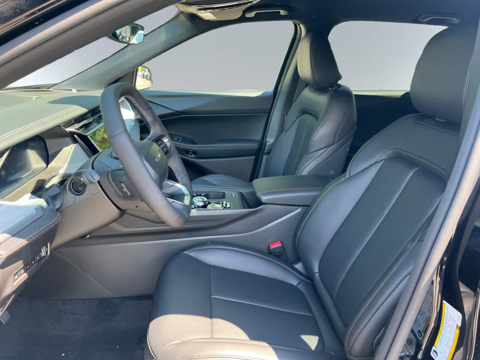 new 2026 Jeep Cherokee car, priced at $42,815