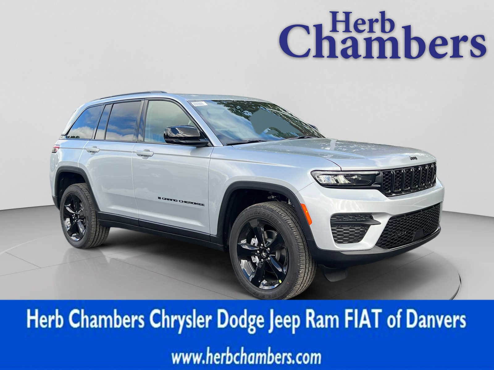 2025 Jeep Grand Cherokee Altitude's photo