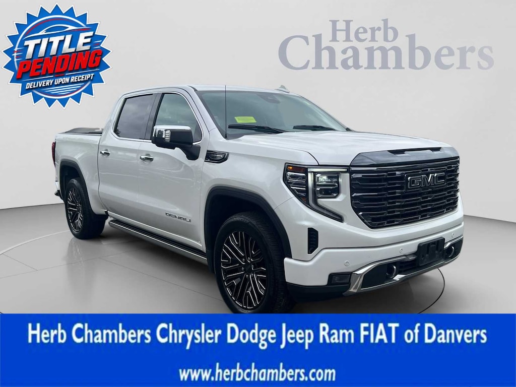 Used 2022 GMC Sierra 1500 Denali Ultimate 4WD Crew Cab 147 Truck