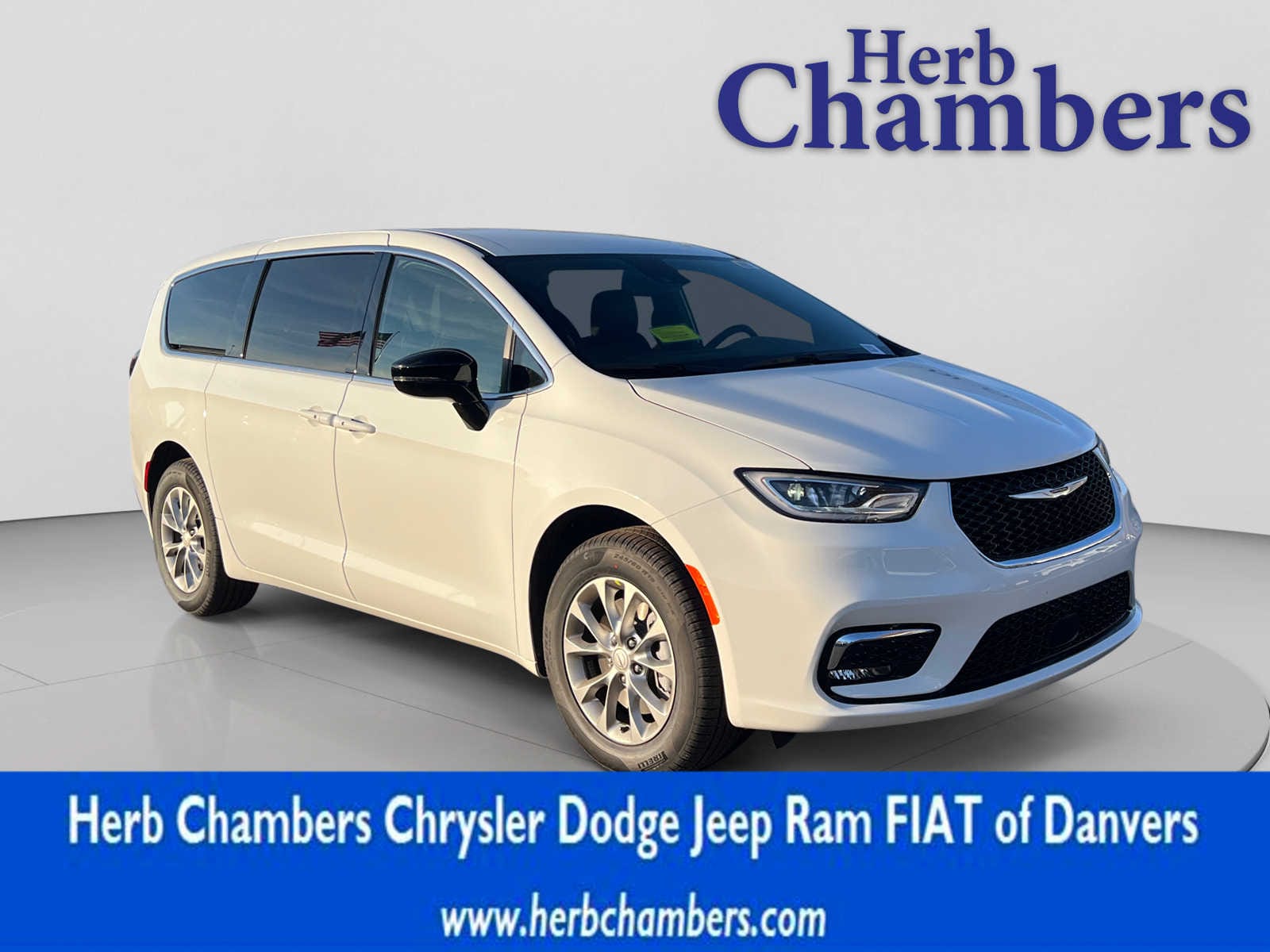 new 2026 Chrysler Pacifica car, priced at $49,625
