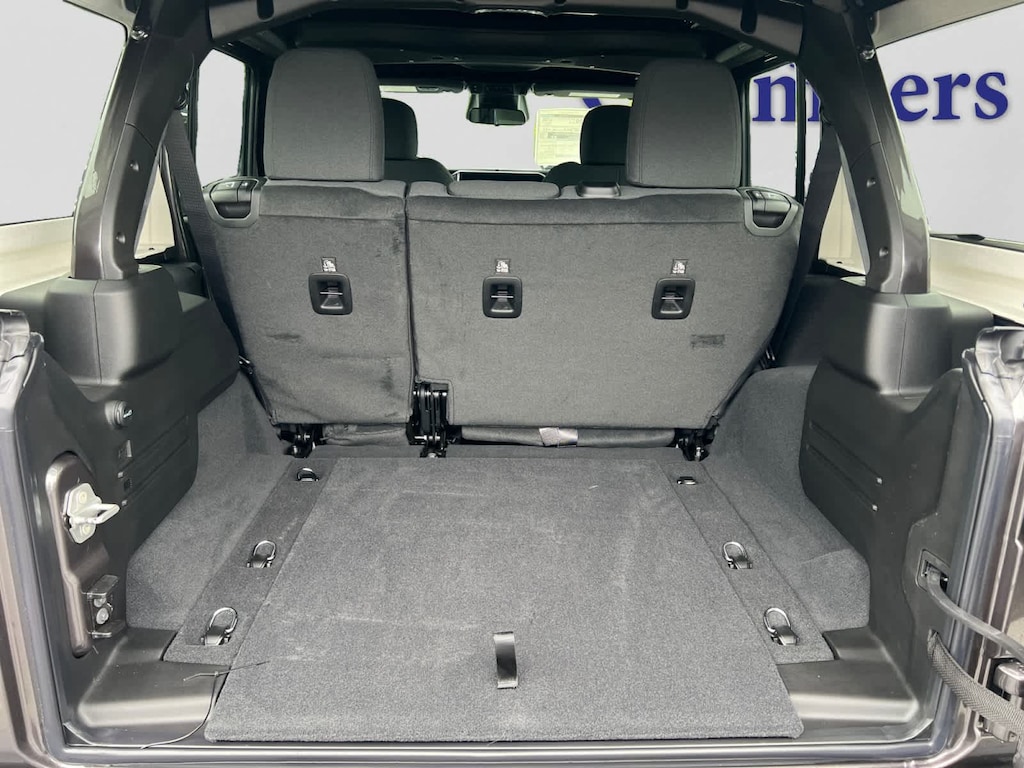 New 2026 Jeep Wrangler 4-DOOR SPORT S Sport Utility