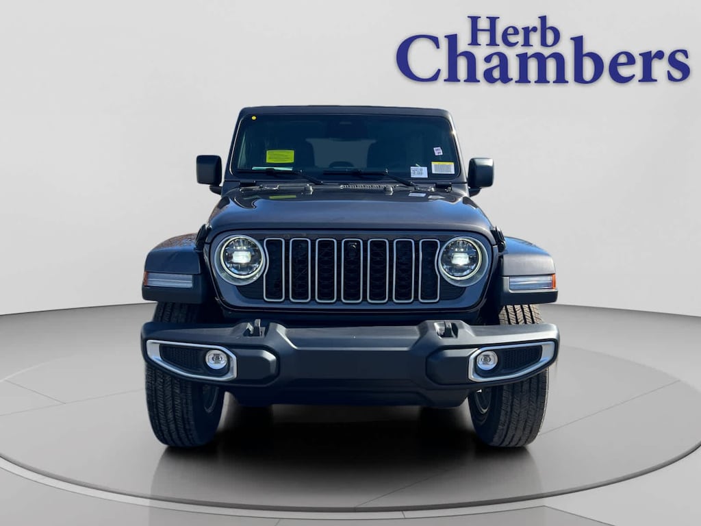 New 2026 Jeep Wrangler 4-DOOR SAHARA Sport Utility