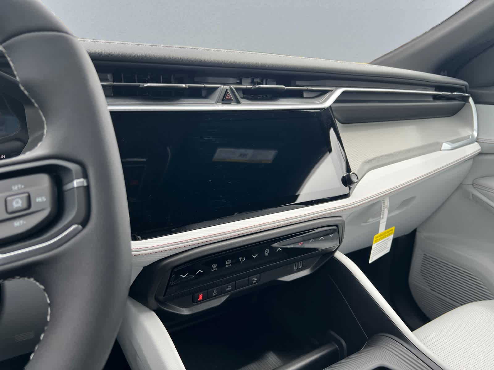 new 2026 Jeep Cherokee car, priced at $44,410