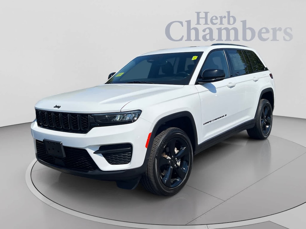 Certified 2022 Jeep Grand Cherokee Altitude SUV