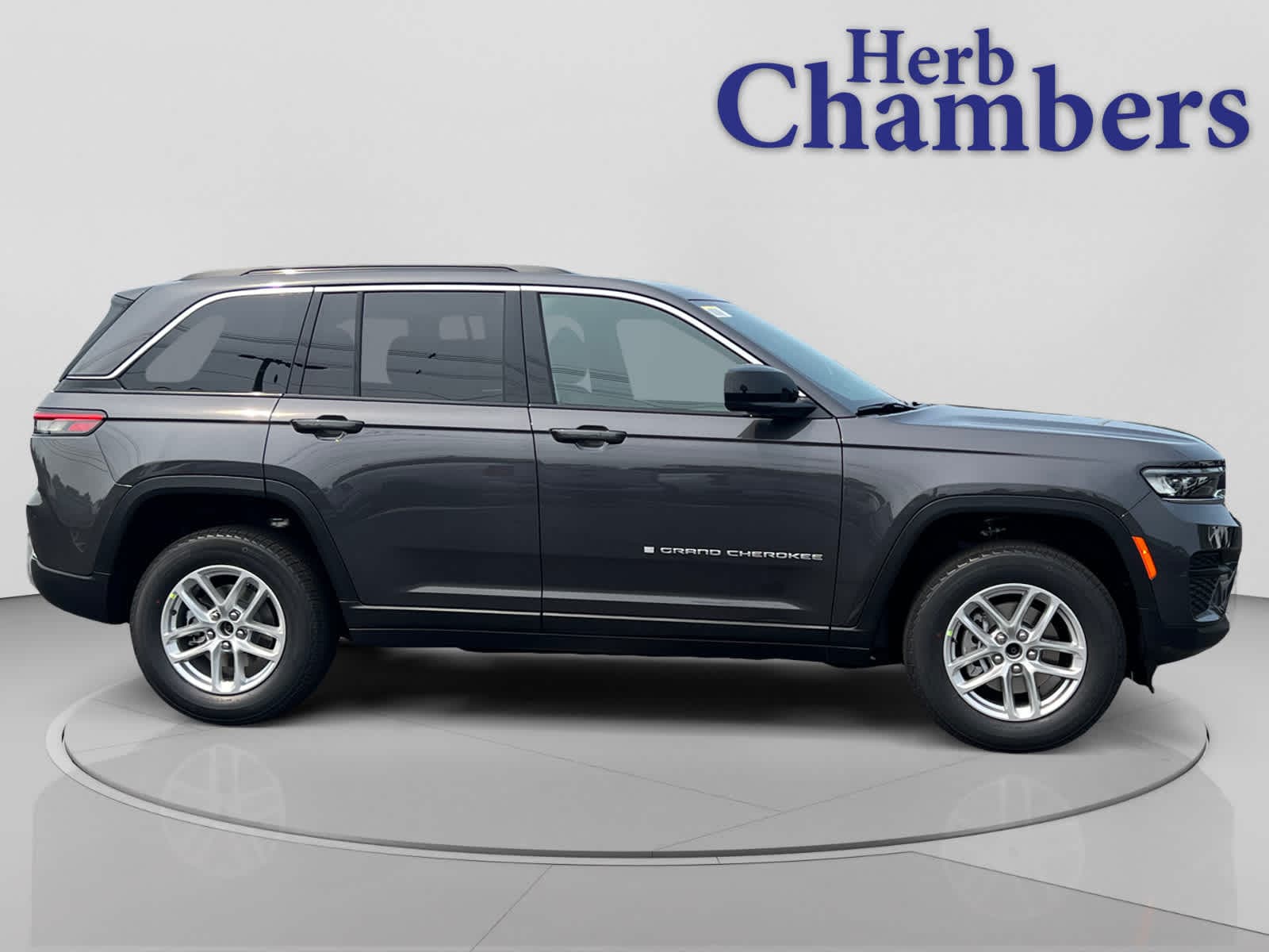 new 2025 Jeep Grand Cherokee car, priced at $39,770