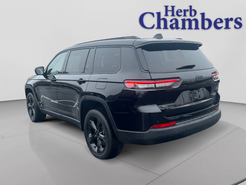 Used 2023 Jeep Grand Cherokee Altitude SUV