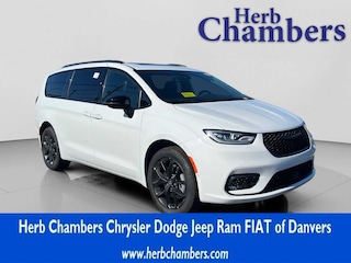 2026 Chrysler Pacifica LIMITED AWD Passenger Van