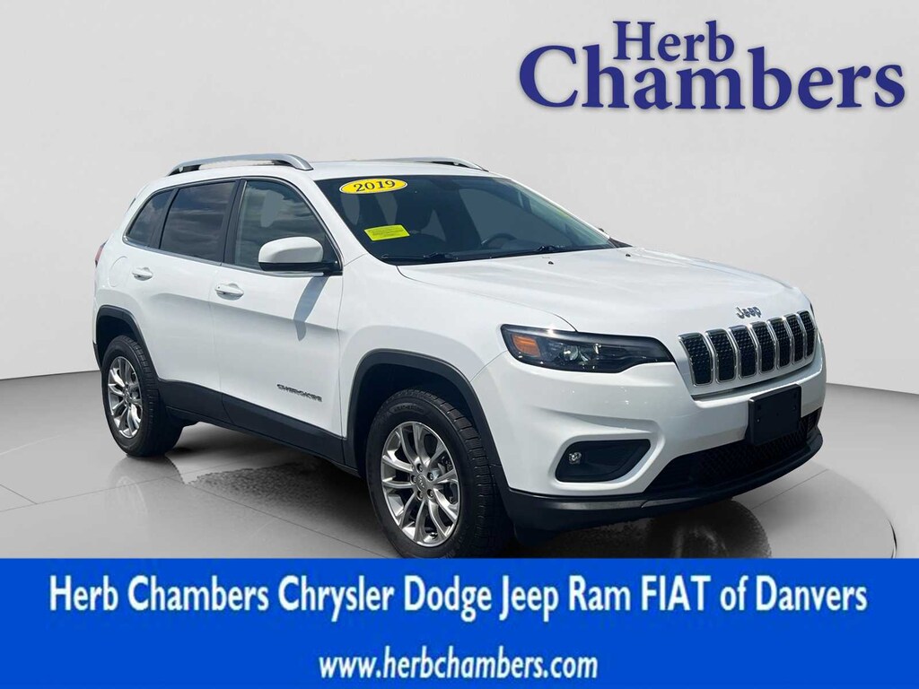 Used 2019 Jeep Cherokee Latitude Plus SUV