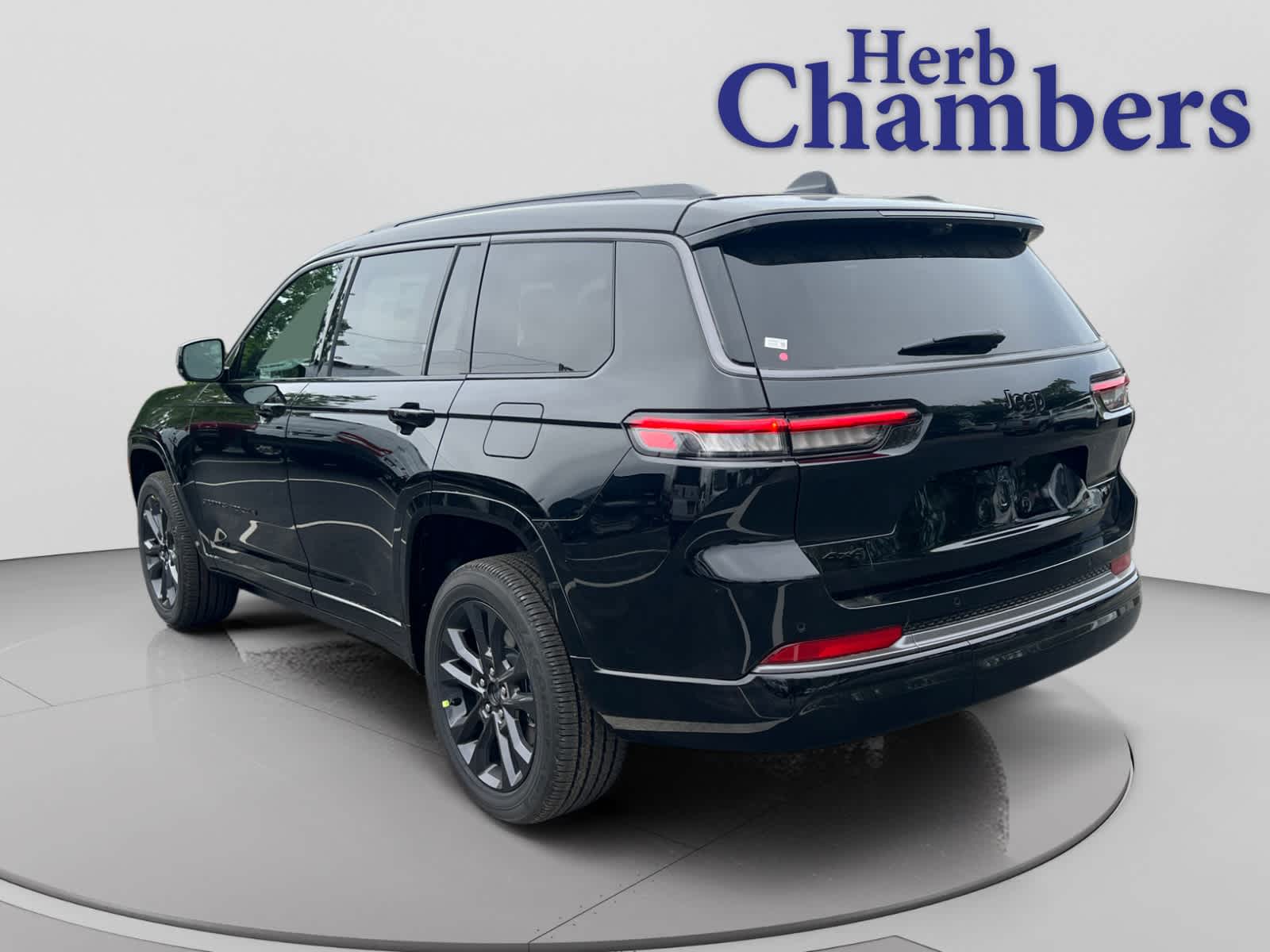 new 2026 Jeep Grand Cherokee car, priced at $53,780