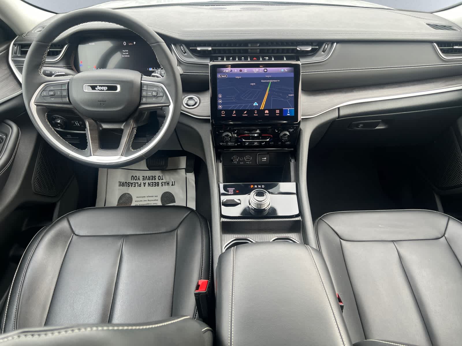 used 2024 Jeep Grand Cherokee car, priced at $37,997