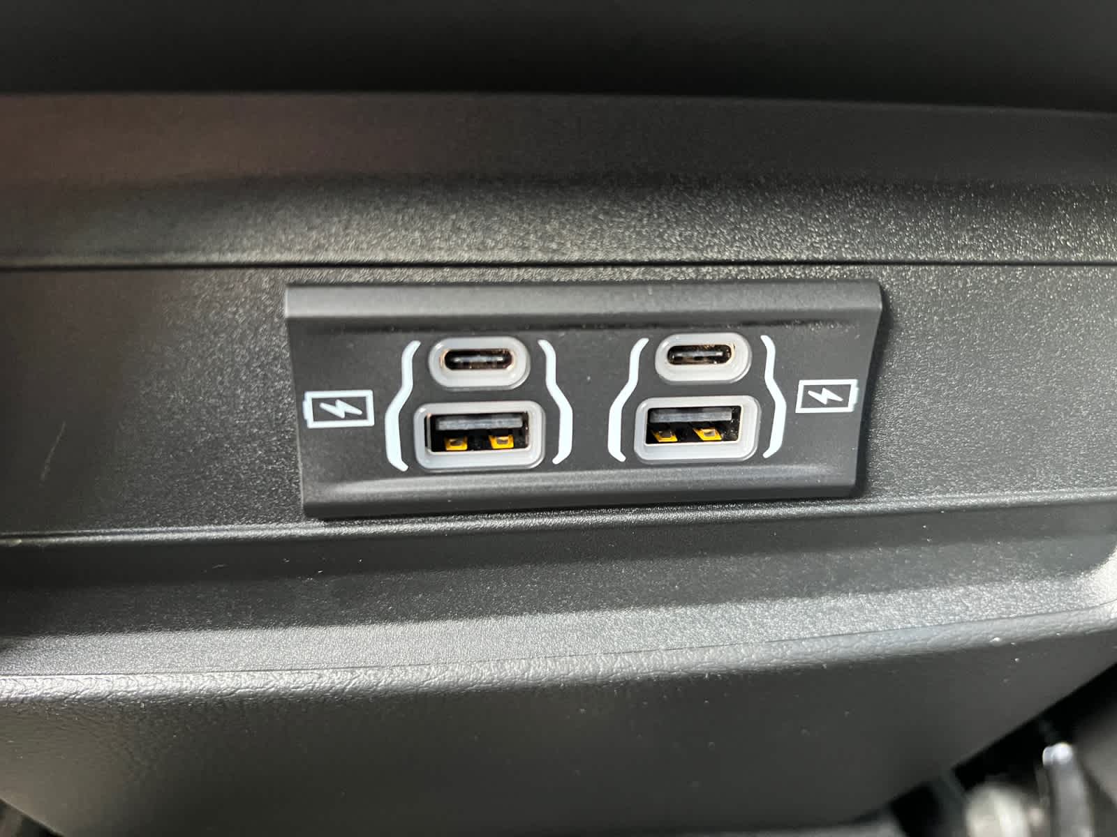 new 2025 Jeep Grand Cherokee car, priced at $38,775