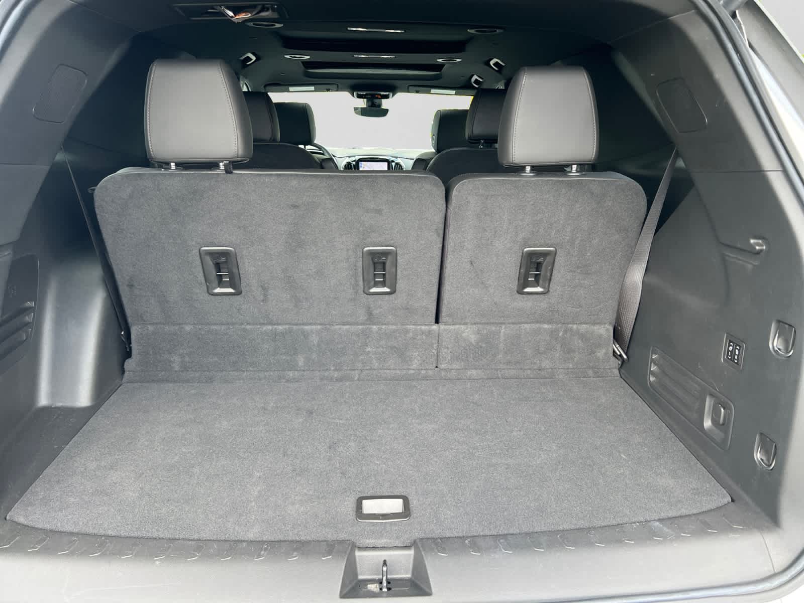 used 2023 Chevrolet Traverse car, priced at $38,497