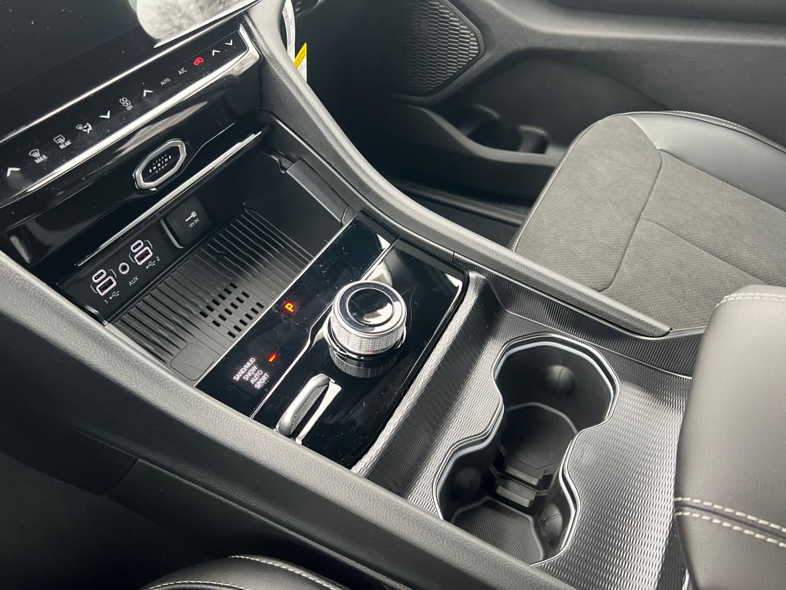 new 2026 Jeep Grand Cherokee car, priced at $48,155