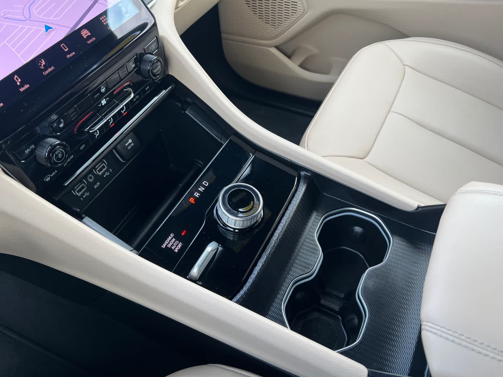 used 2025 Jeep Grand Cherokee car, priced at $43,497