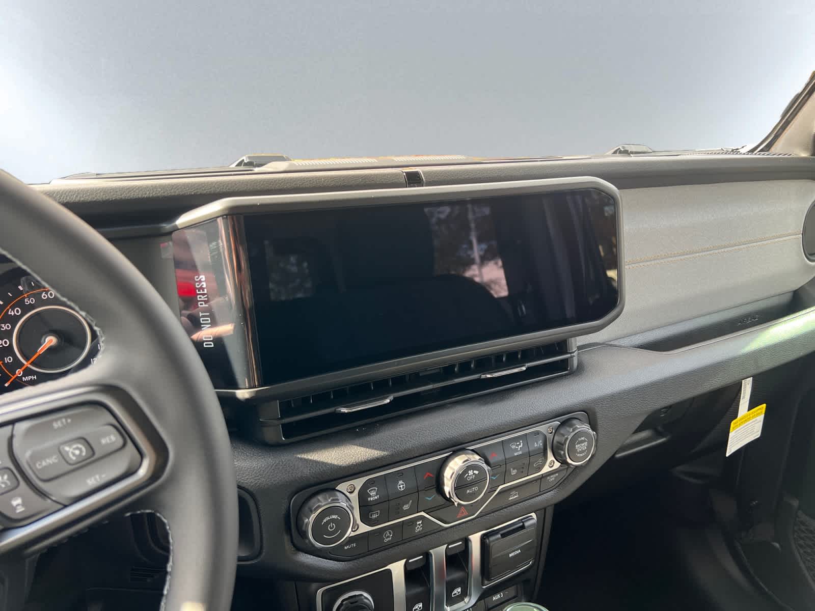 2026 Jeep Wrangler 2-Door Willys - Photo 15