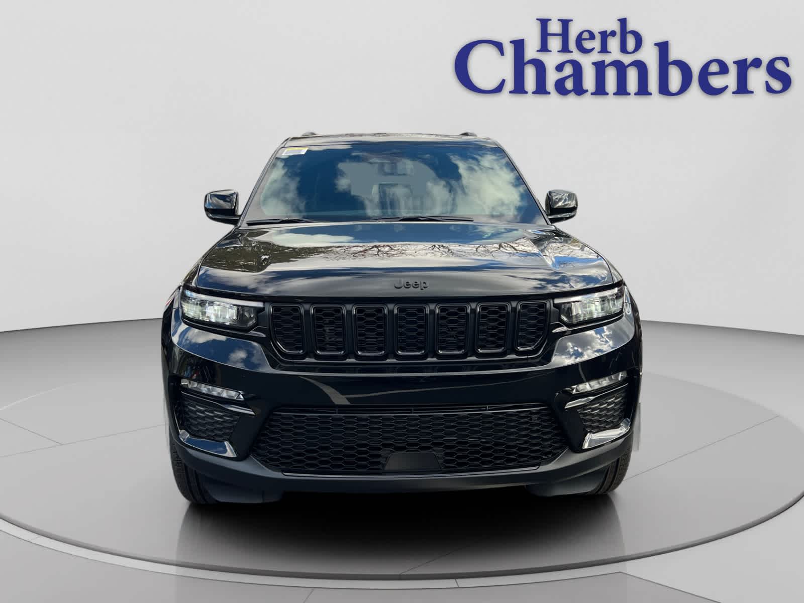 new 2025 Jeep Grand Cherokee car, priced at $48,135