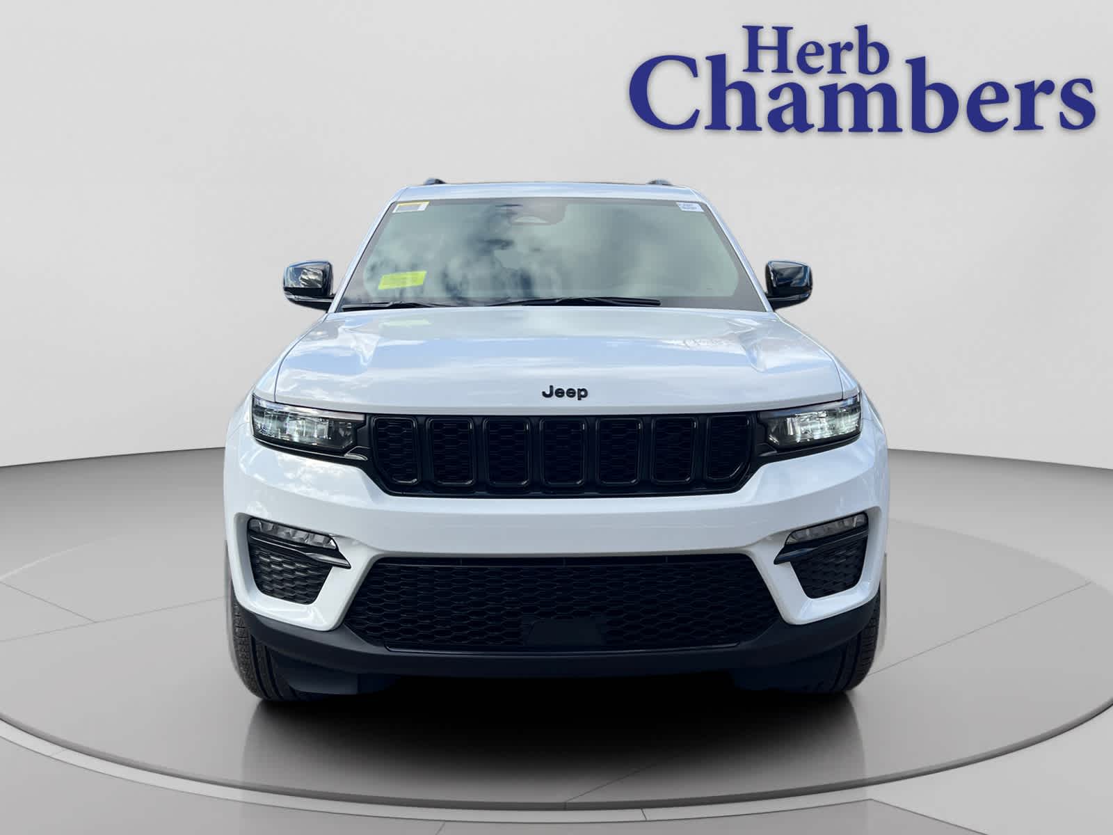 new 2025 Jeep Grand Cherokee car, priced at $49,340