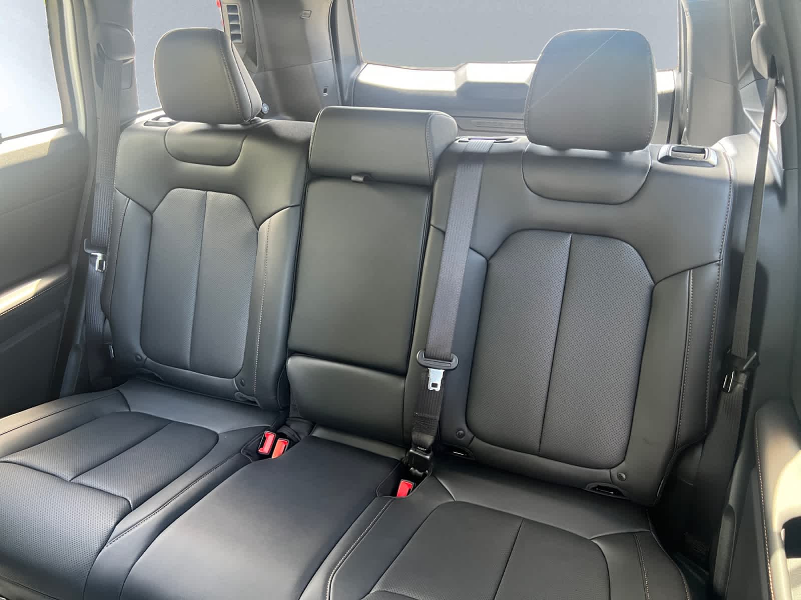 new 2026 Jeep Cherokee car, priced at $42,220