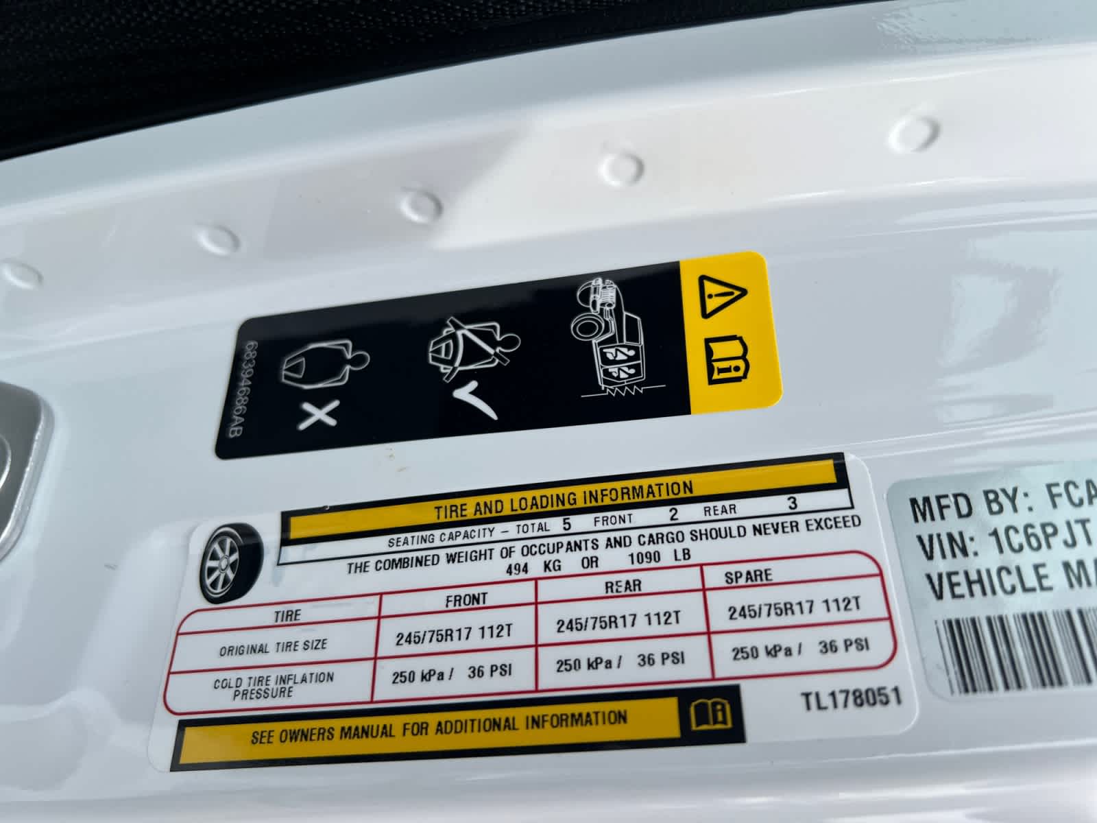 new 2026 Jeep Gladiator car, priced at $41,715