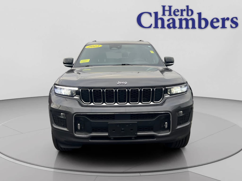 Used 2023 Jeep Grand Cherokee Overland SUV
