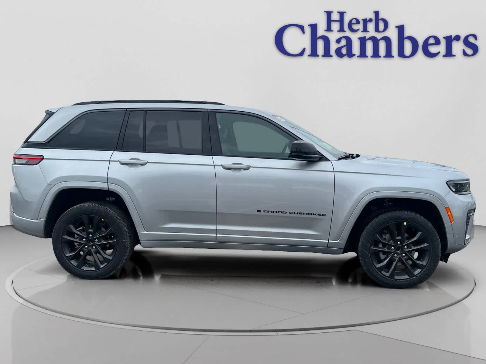 new 2026 Jeep Grand Cherokee car, priced at $54,225