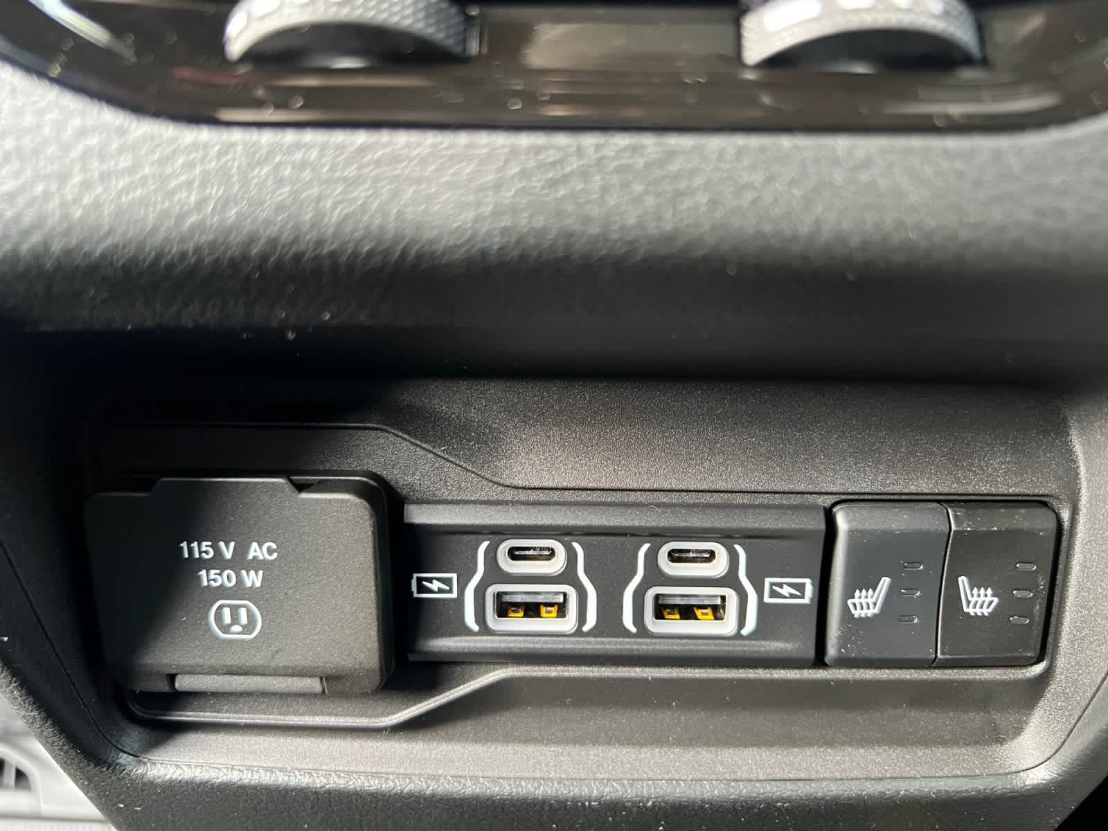 new 2025 Jeep Grand Cherokee car, priced at $47,405