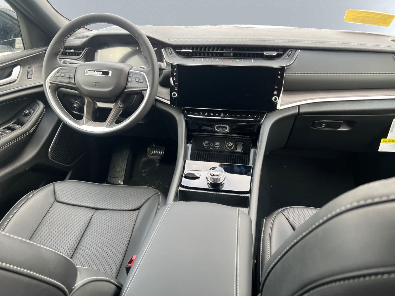 new 2026 Jeep Grand Cherokee car, priced at $55,625