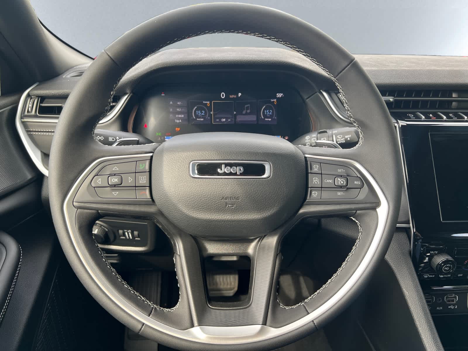 new 2025 Jeep Grand Cherokee car, priced at $38,775