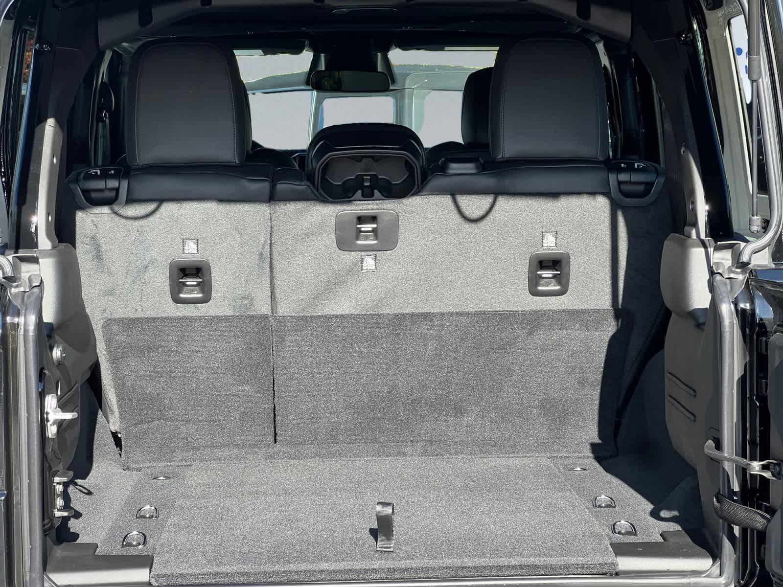 2026 Jeep Wrangler Sahara photo 4